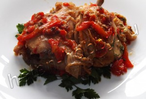 Рецепт жареной курицы с помидорами и болгарским перцем